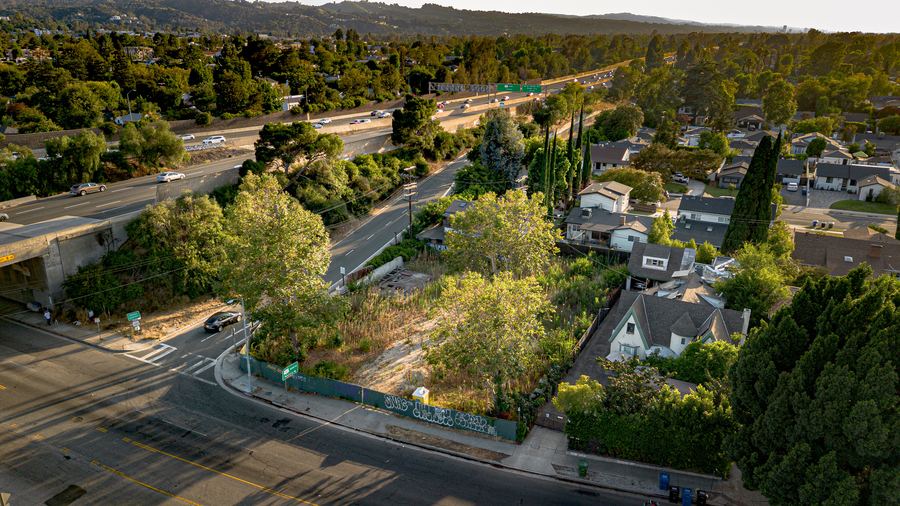 Aerial drone photo of 4635-4639 Tujunga Ave, RTI 58-unit affordable housing development site in North Hollywood